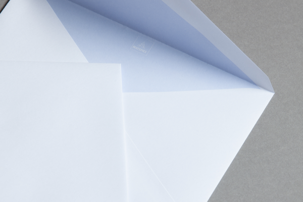 Trouver les enveloppes blanches pour vos envois professionnels